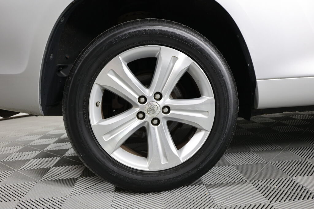 Used 2009 Toyota Highlander Limited AWD/4WD image 7