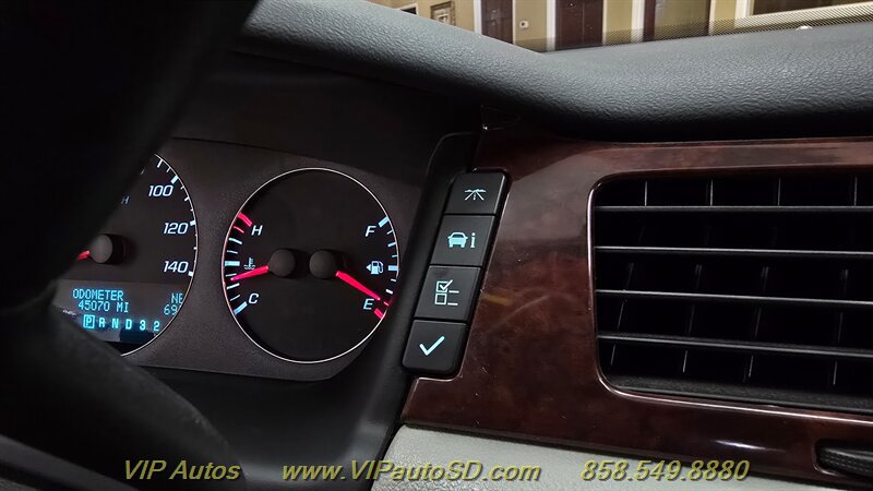 Used 2006 Chevrolet Impala LT FWD image 22