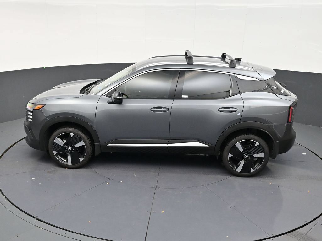 Used 2026 Nissan Kicks SR FWD image 14