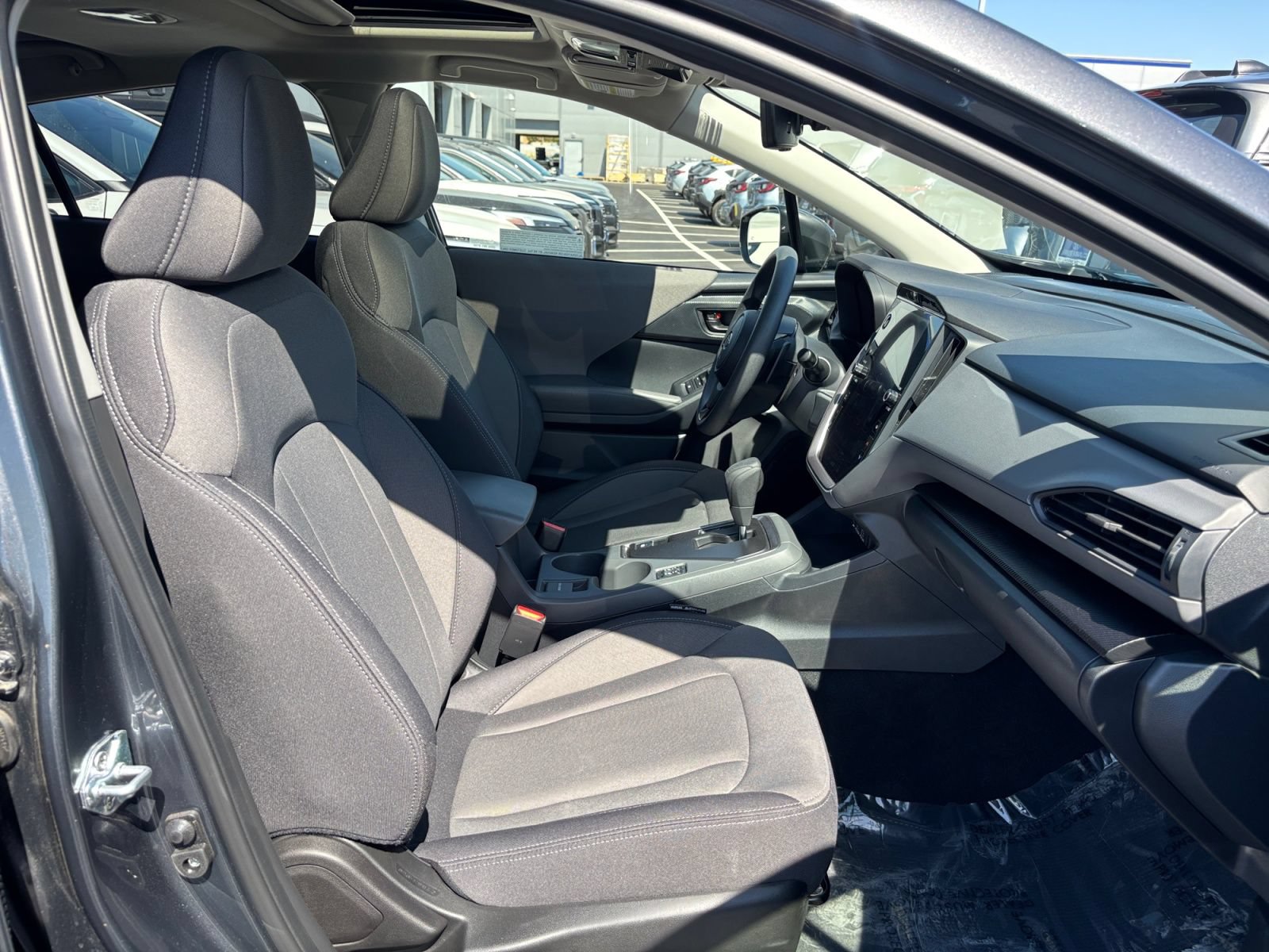Used 2025 Subaru Crosstrek 2.5i Premium AWD/4WD image 17