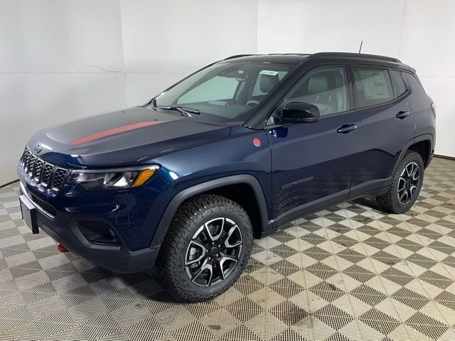 New 2026 Jeep Compass Trailhawk AWD/4WD image 2