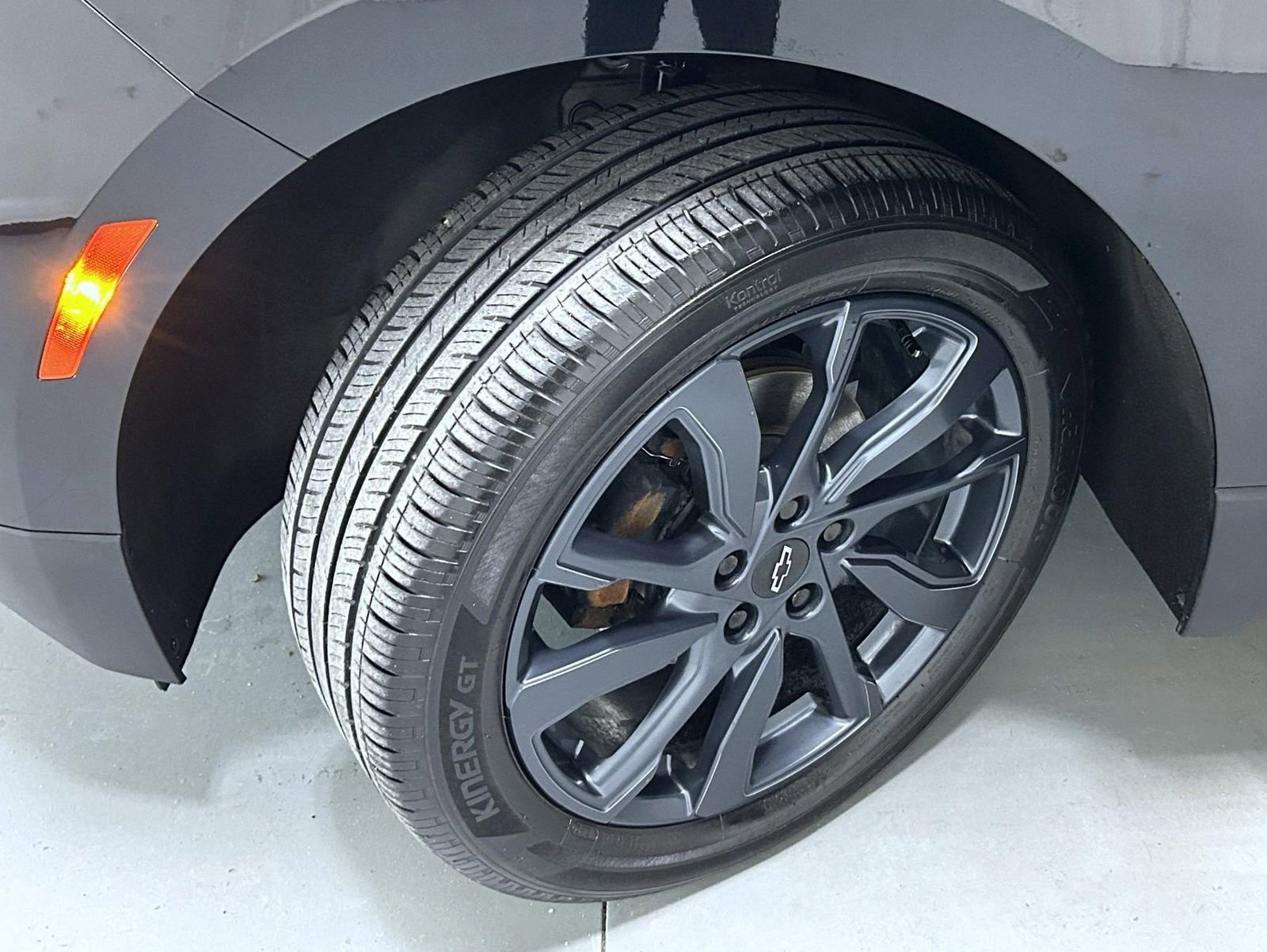 Used 2024 Chevrolet Equinox RS w/ RS Leather Package image 23