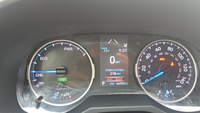 Used 2021 Toyota RAV4 LE AWD/4WD image 23