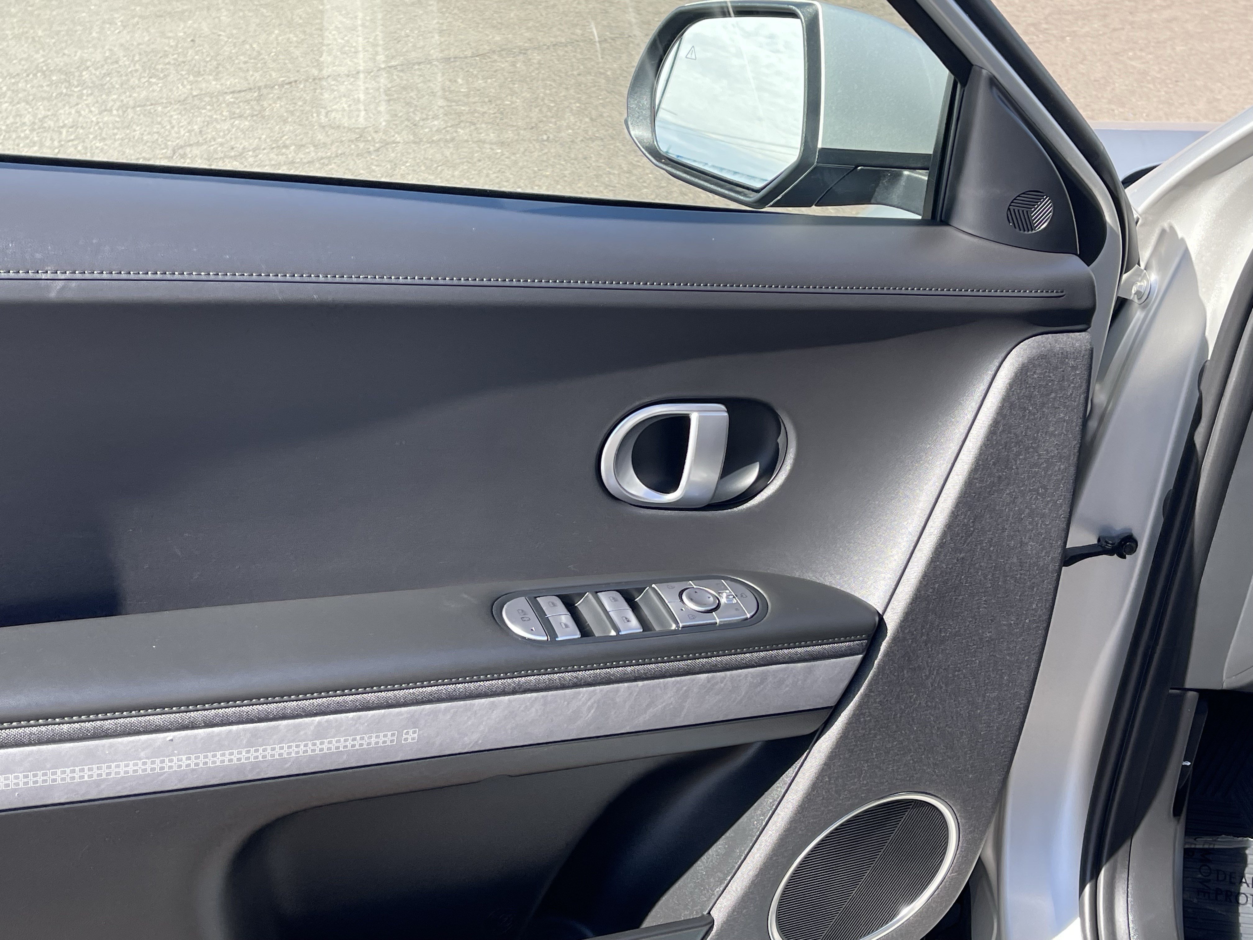 Certified 2023 Hyundai Ioniq 5 SEL w/ Cargo Package AWD/4WD image 17