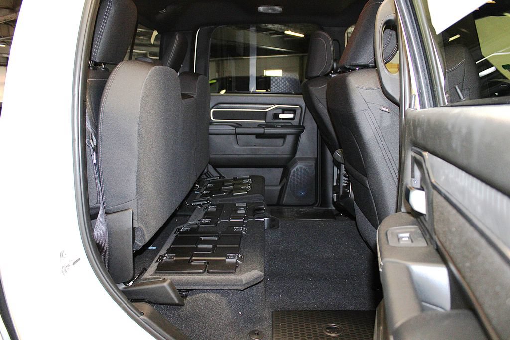 New 2026 RAM 2500 Big Horn AWD/4WD image 36
