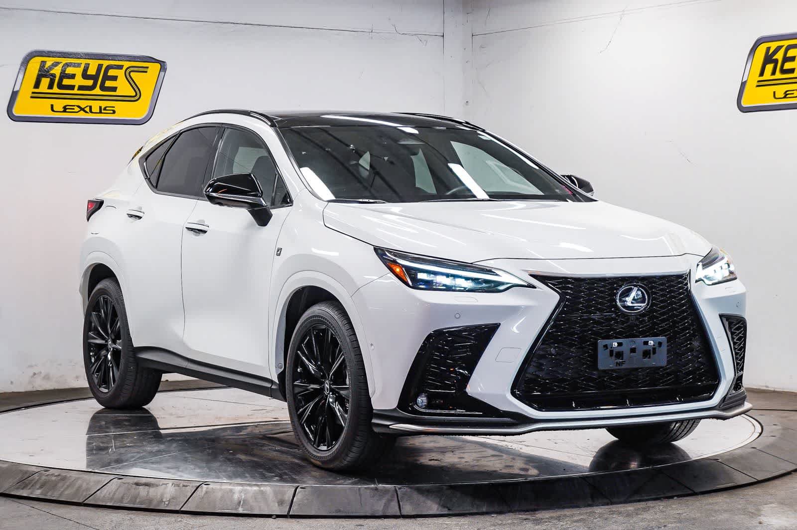 Used 2026 Lexus NX 450h+ F Sport AWD/4WD image 5