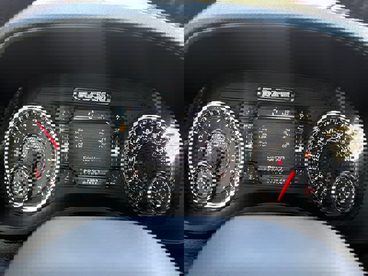 Used 2024 RAM 2500 Big Horn w/ Safety Group image 19