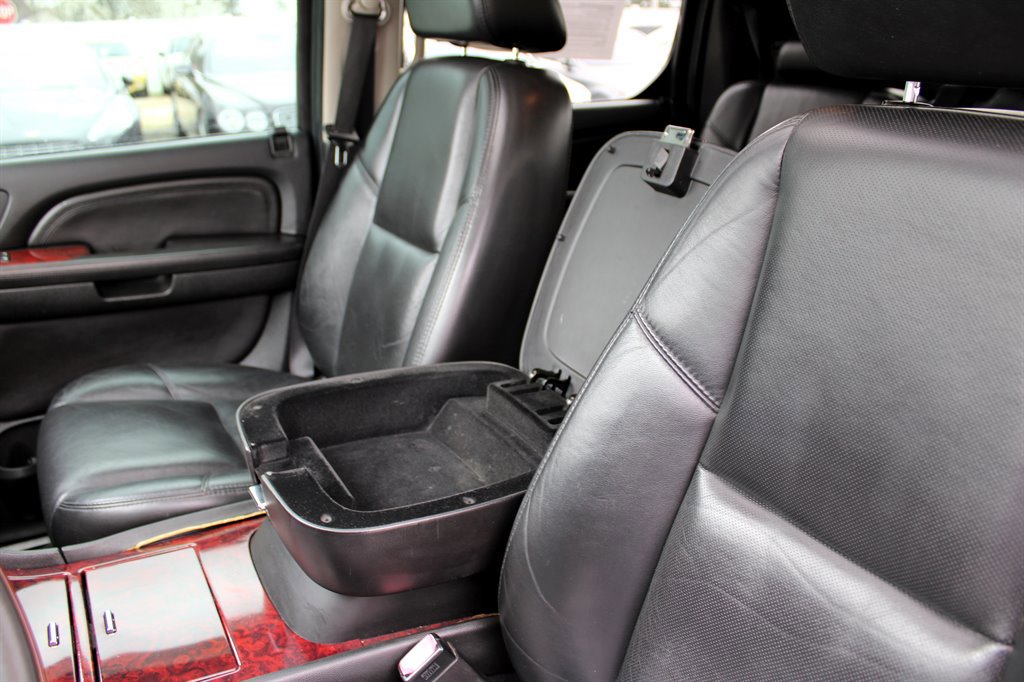 Used 2007 Cadillac Escalade EXT w/ Information Package image 25