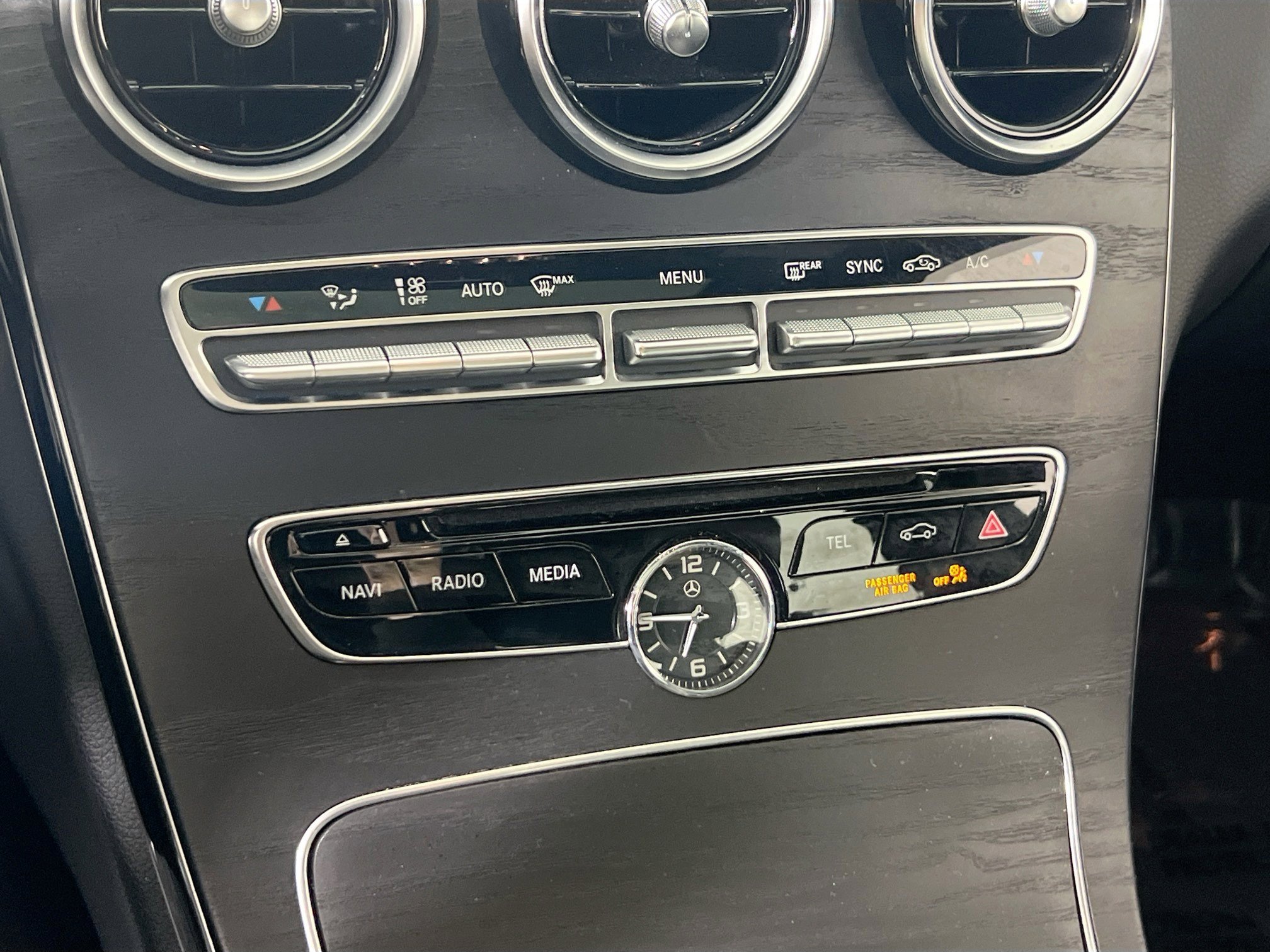 Used 2018 Mercedes-Benz C 300 4MATIC Sedan image 15