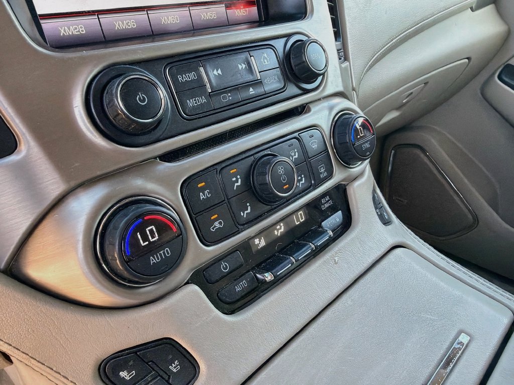 Used 2015 GMC Yukon Denali AWD/4WD image 21