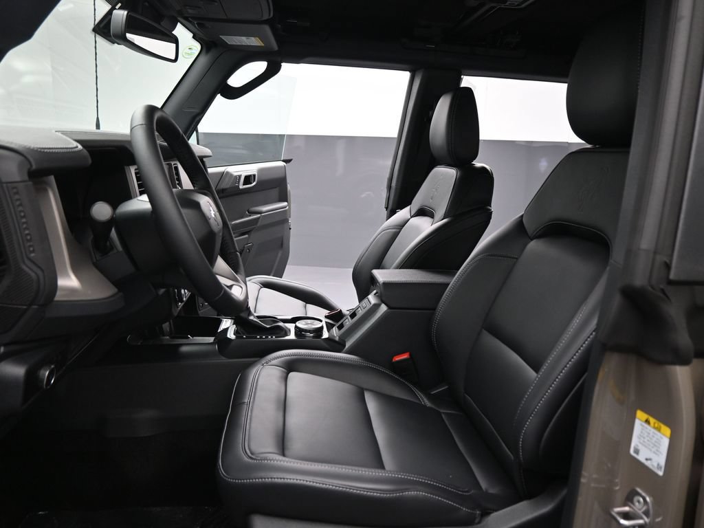 New 2026 Ford Bronco Outer Banks AWD/4WD image 9
