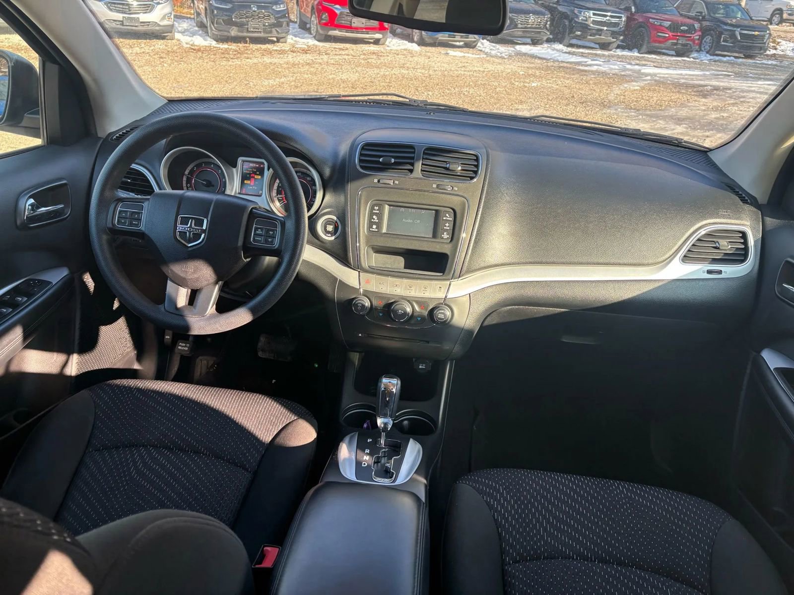 Used 2019 Dodge Journey SE image 39