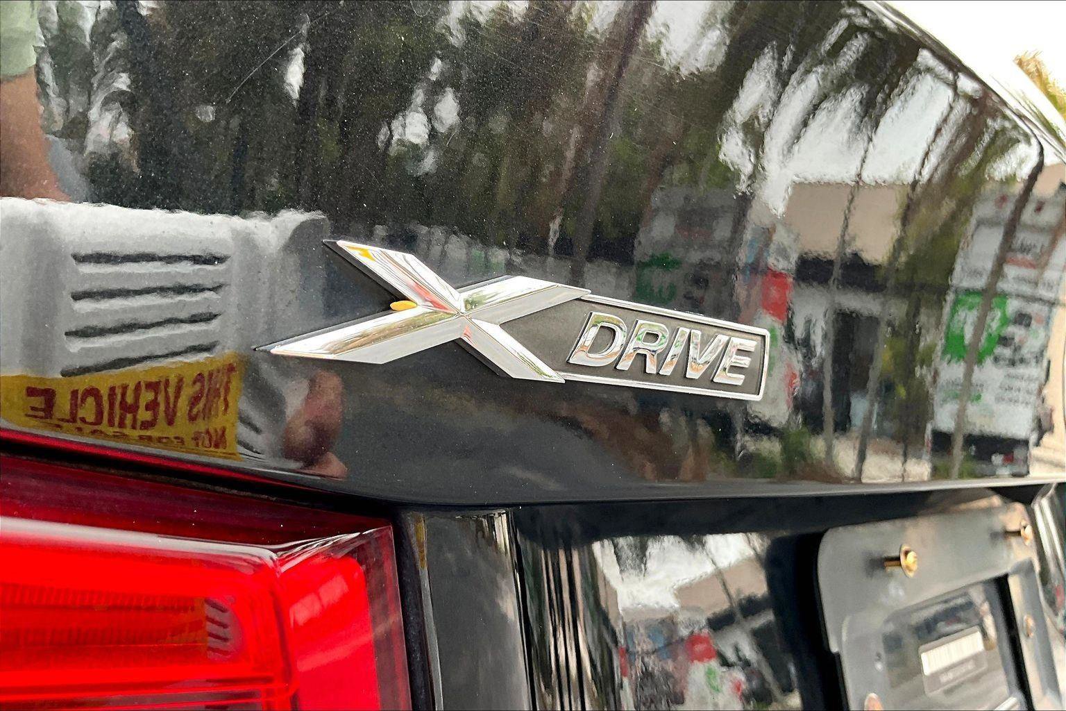 Used 2016 BMW 340i xDrive Sedan AWD/4WD image 24