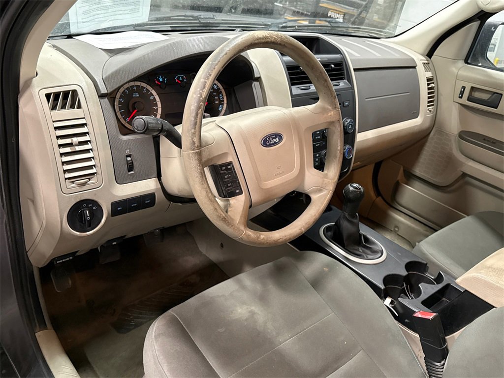 Used 2012 Ford Escape XLS image 5