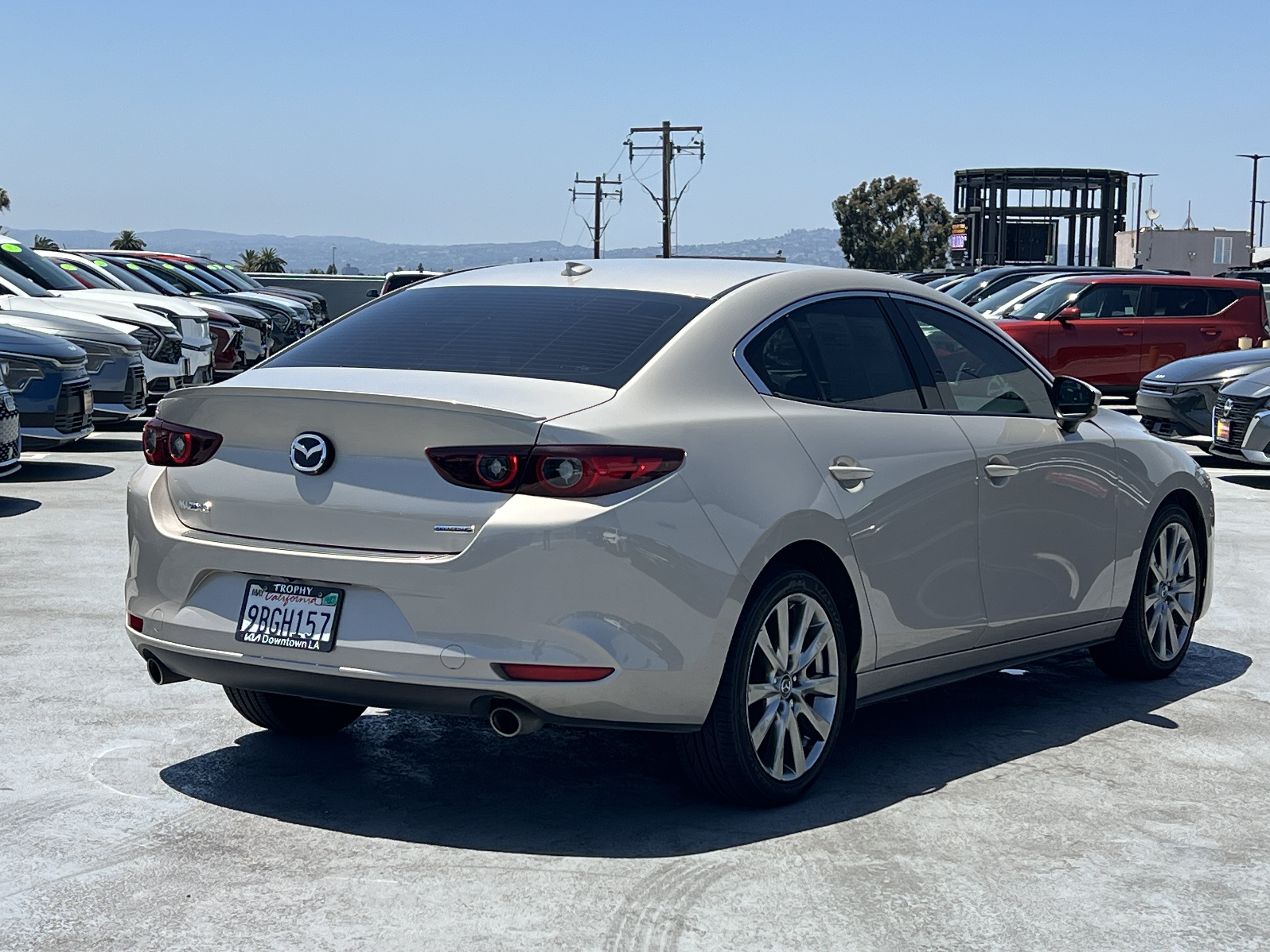 Used 2022 MAZDA MAZDA3 s FWD image 7