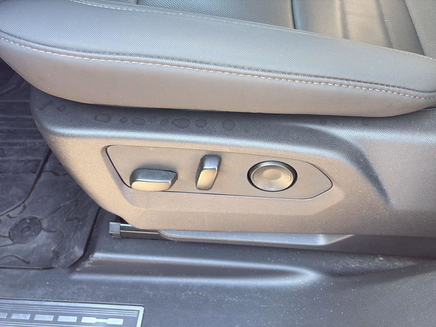 Used 2024 GMC Hummer EV 3X w/ Omega Edition image 13