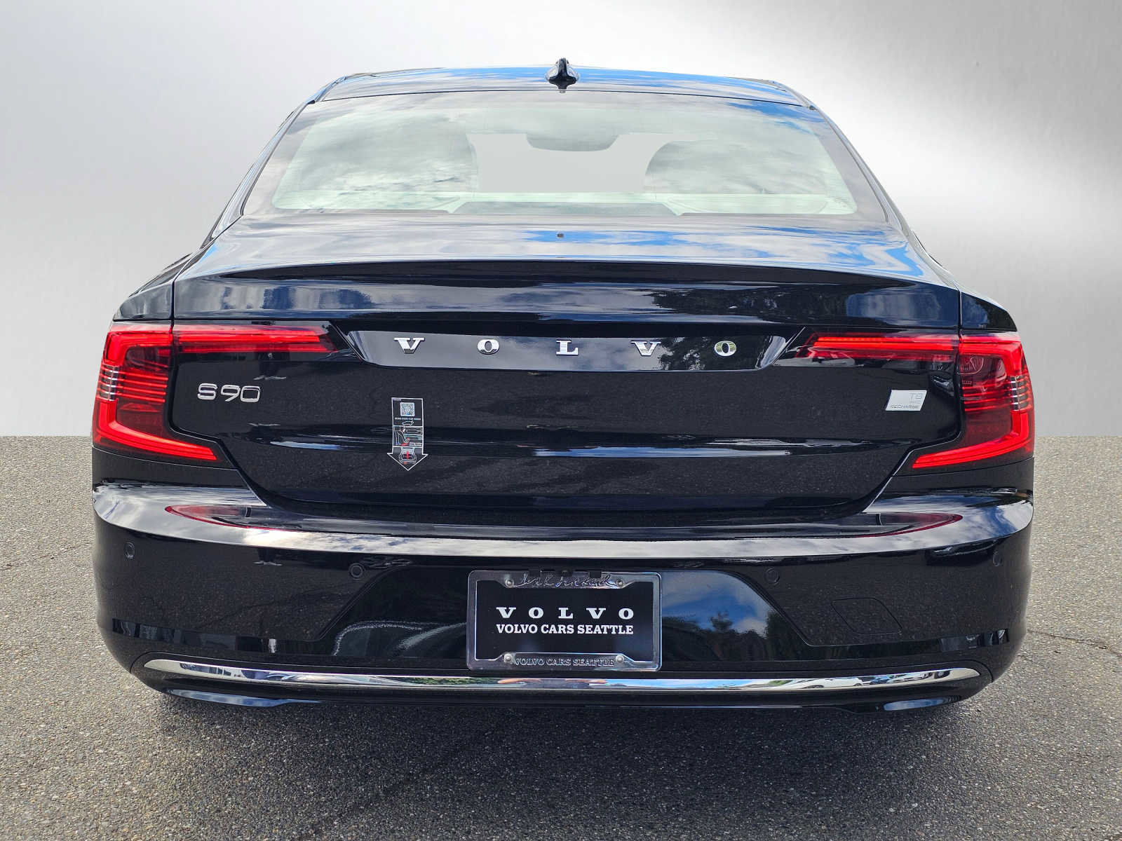 Used 2024 Volvo S90 T8 Ultimate image 6