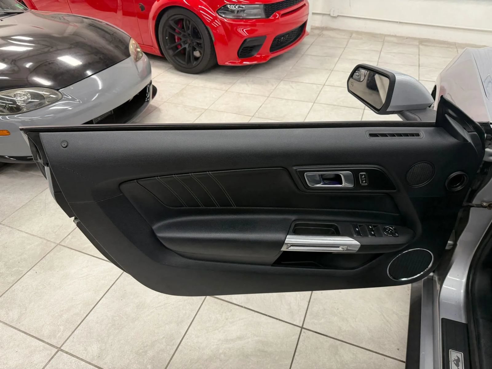 Used 2020 Ford Mustang Premium RWD image 13