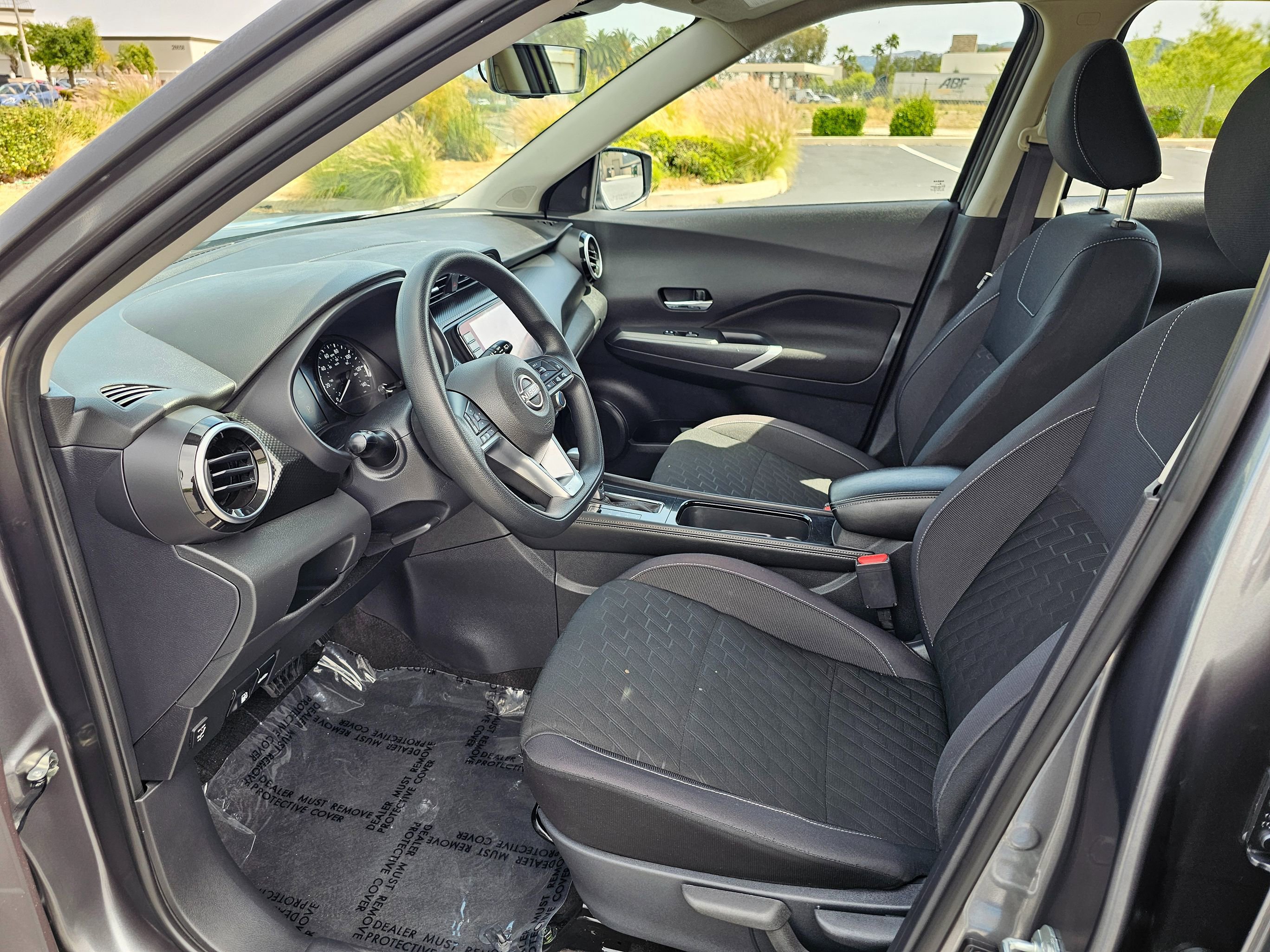 Used 2023 Nissan Kicks SV w/ Interior Electronics Package FWD image 16