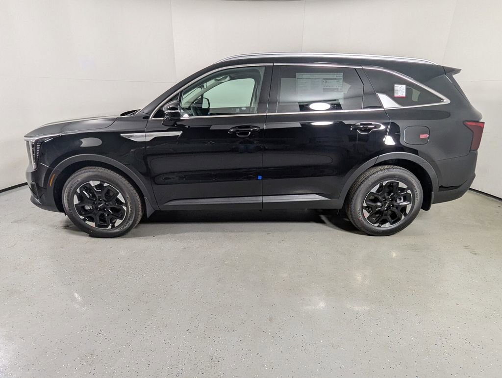 New 2025 Kia Sorento S w/ Panoramic Sunroof Package image 4