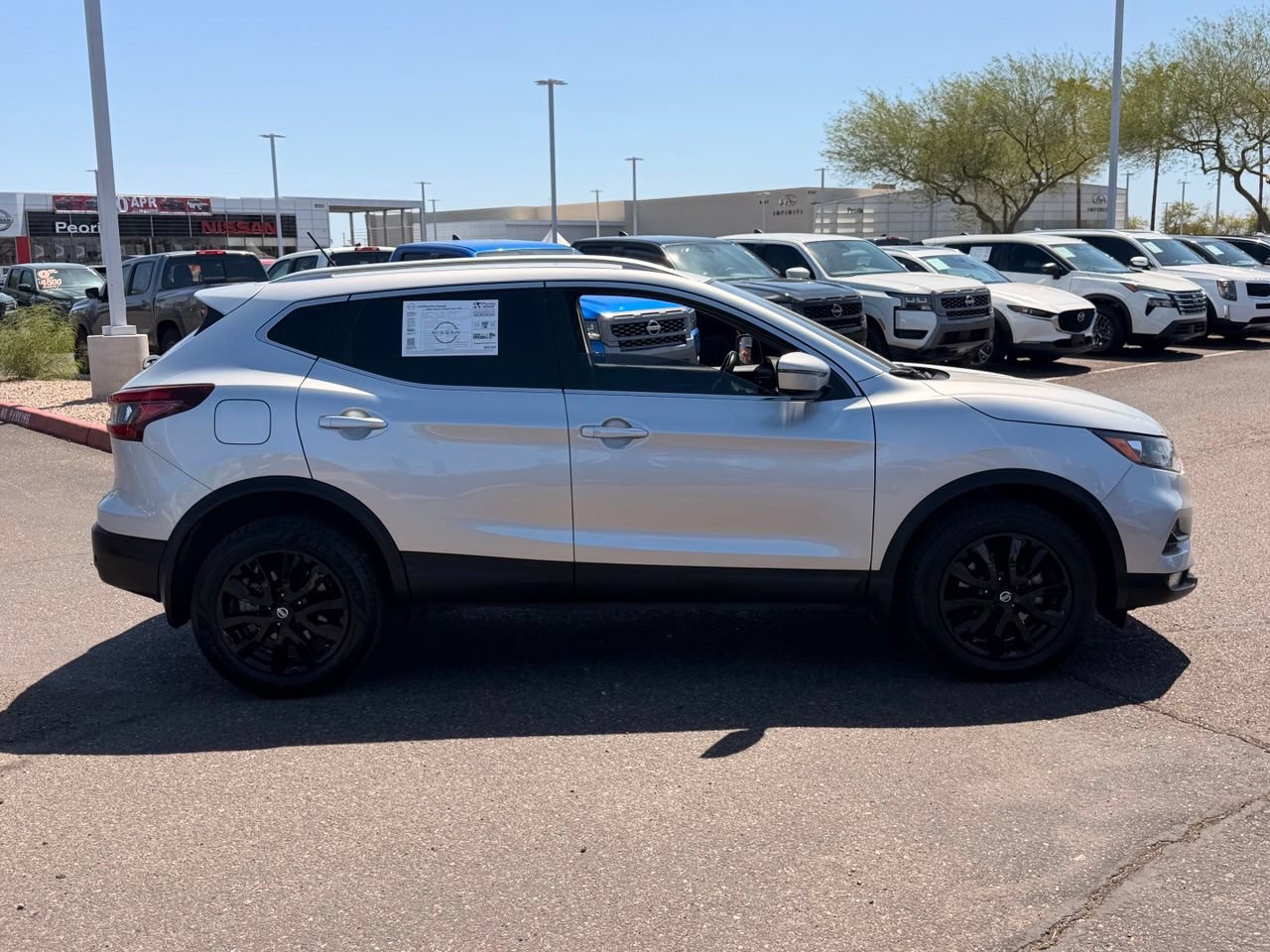 Certified 2022 Nissan Rogue Sport SV FWD image 7