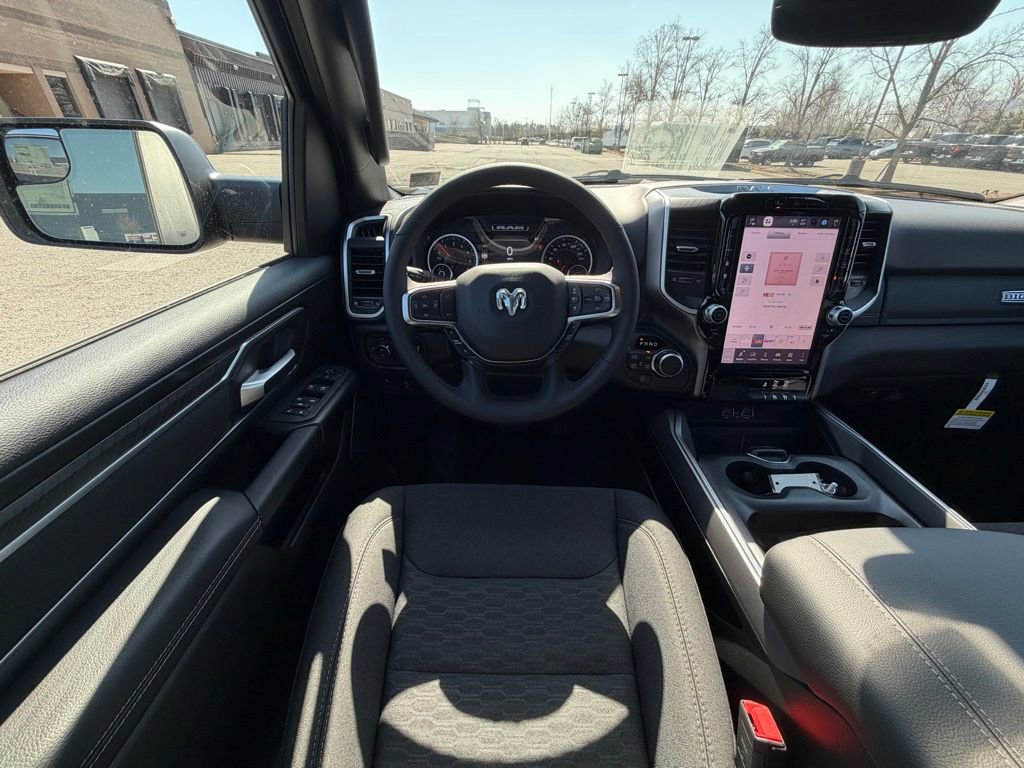 New 2026 RAM 1500 4x4 Crew Cab image 13