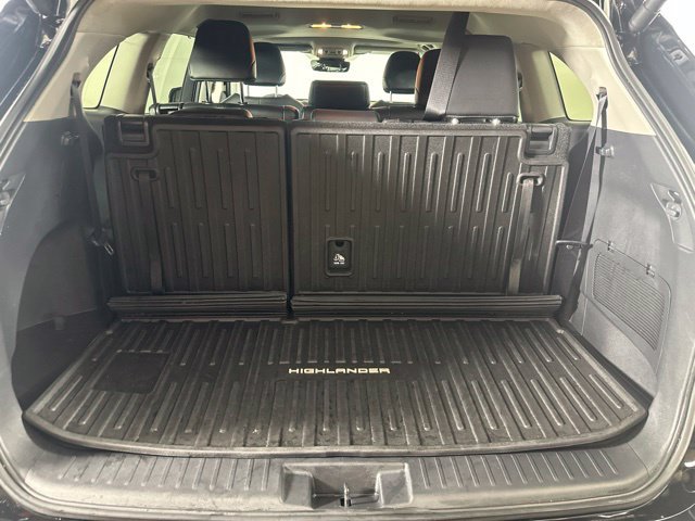 Used 2026 Toyota Highlander XLE AWD/4WD image 10