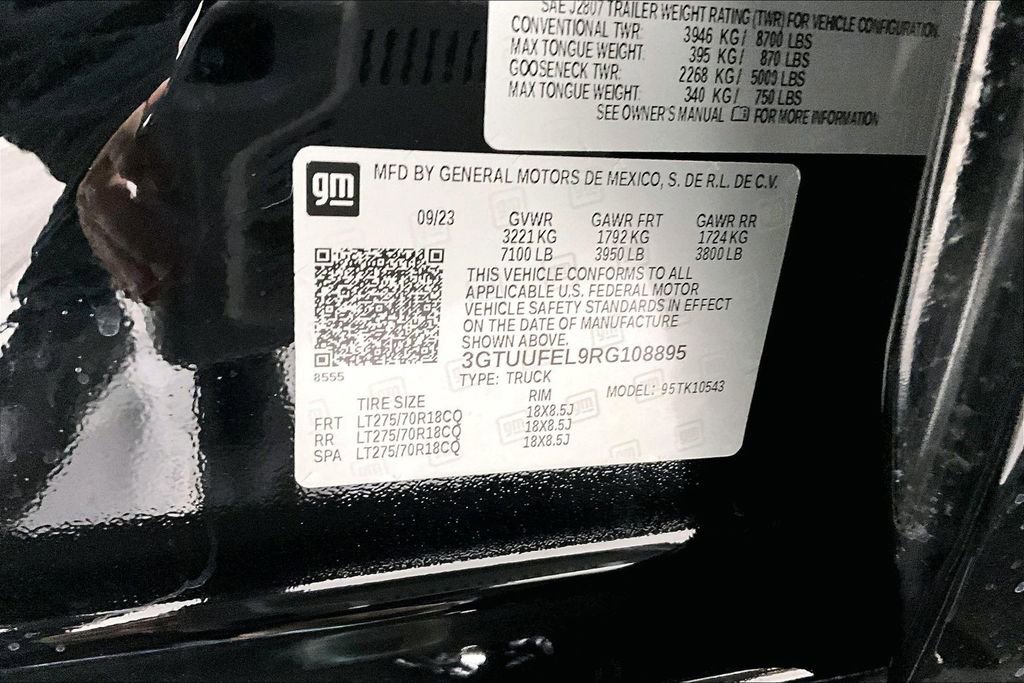 Used 2024 GMC Sierra 1500 AT4X image 43