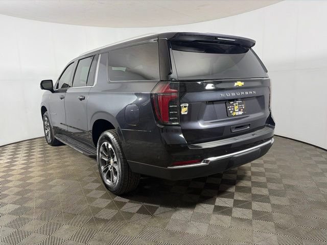 New 2026 Chevrolet Suburban LS w/ Max Trailering Package AWD/4WD image 5
