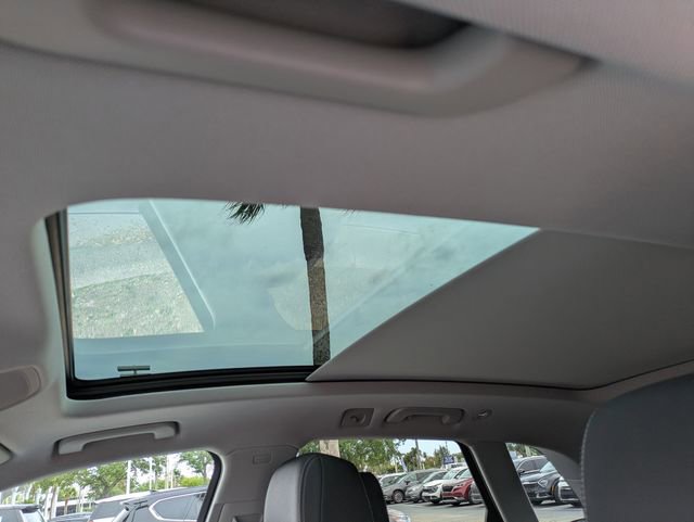 Used 2023 Audi Q5 2.0T Premium w/ Convenience Package image 18