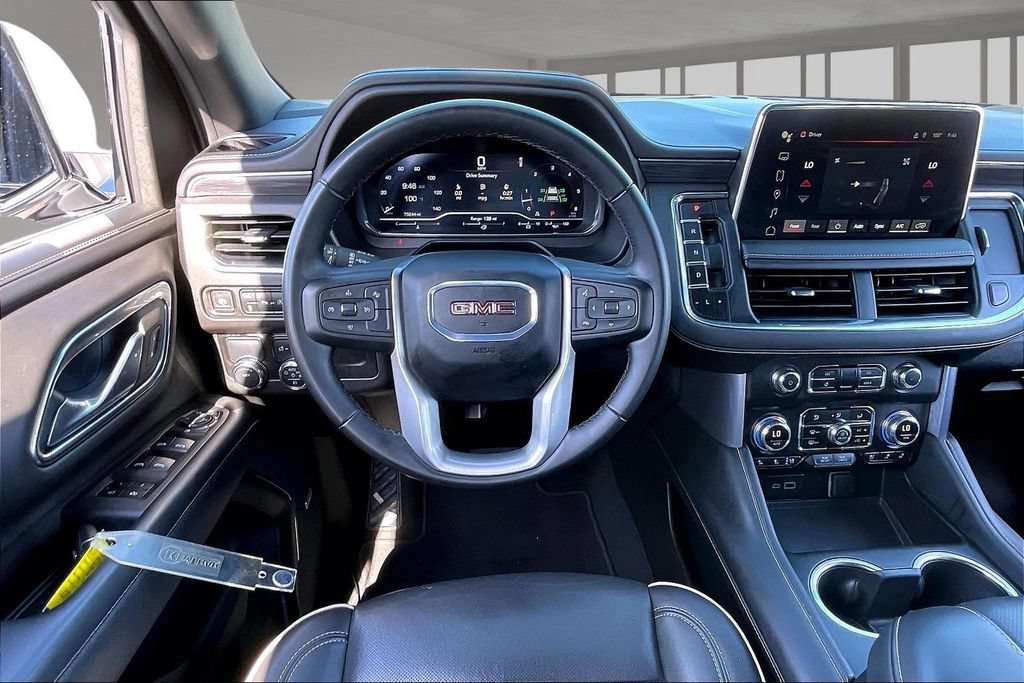 Used 2024 GMC Yukon SLT RWD image 8