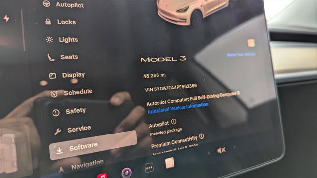 Used 2023 Tesla Model 3 Standard Range RWD image 23