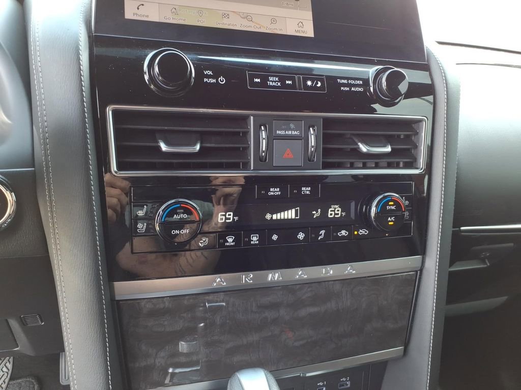 Certified 2024 Nissan Armada Platinum w/ Captain's Chairs Package AWD/4WD image 12