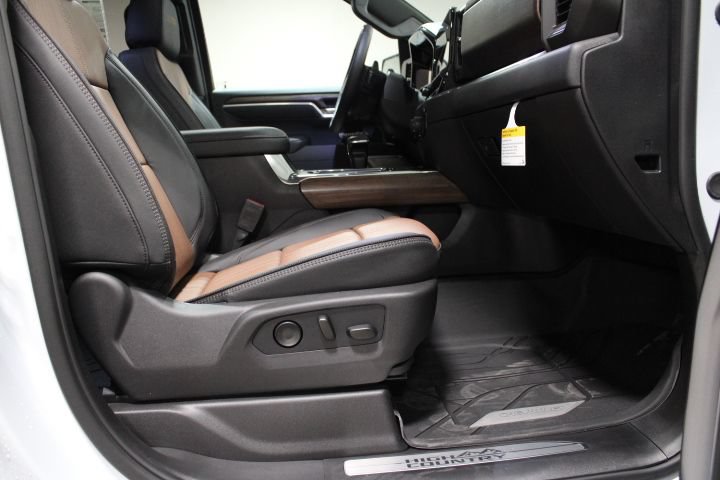 New 2026 Chevrolet Silverado 1500 High Country AWD/4WD image 28