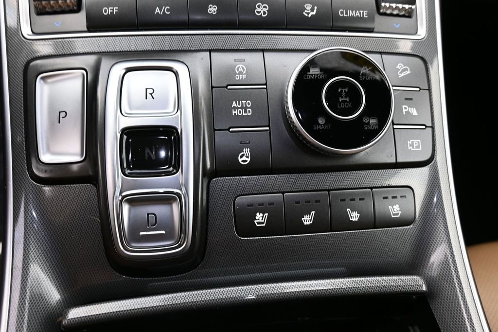 Used 2021 Hyundai Santa Fe Calligraphy AWD/4WD image 13