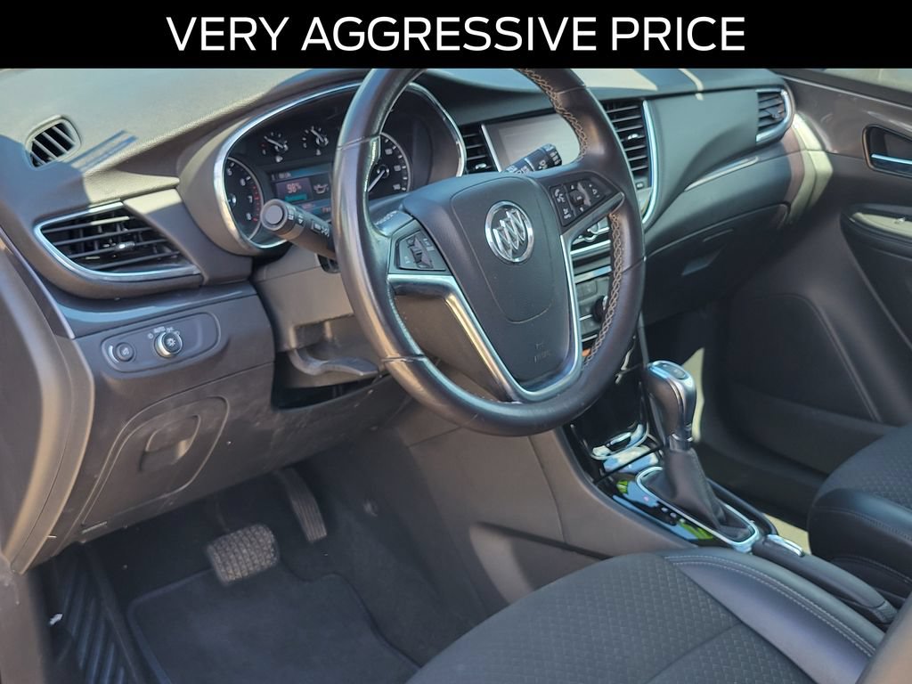 Used 2020 Buick Encore Preferred AWD/4WD image 16