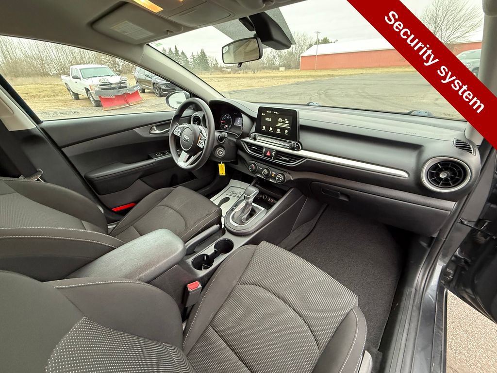 Used 2020 Kia Forte LXS image 41