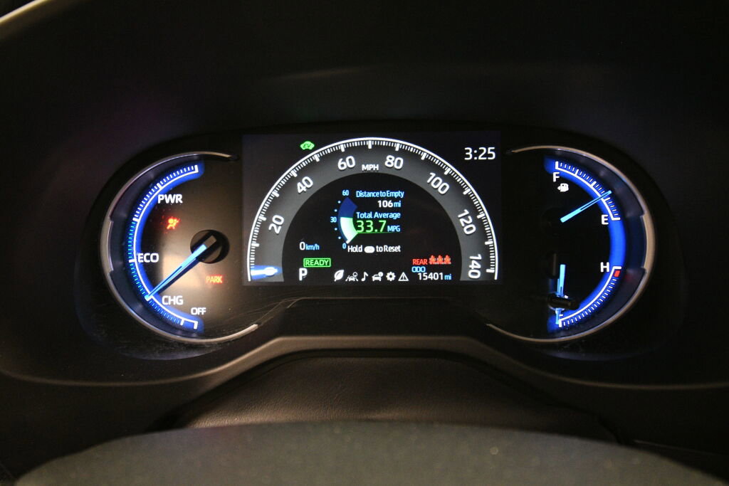 Used 2024 Toyota RAV4 LE AWD/4WD image 14