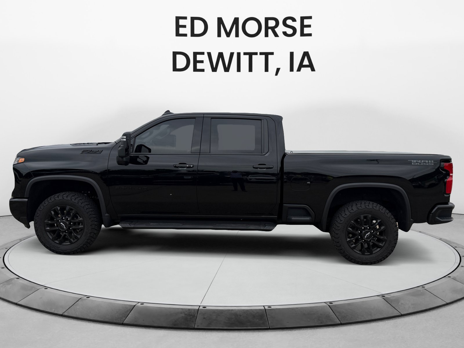Used 2026 Chevrolet Silverado 2500 LTZ w/ Trail Boss Package AWD/4WD image 2