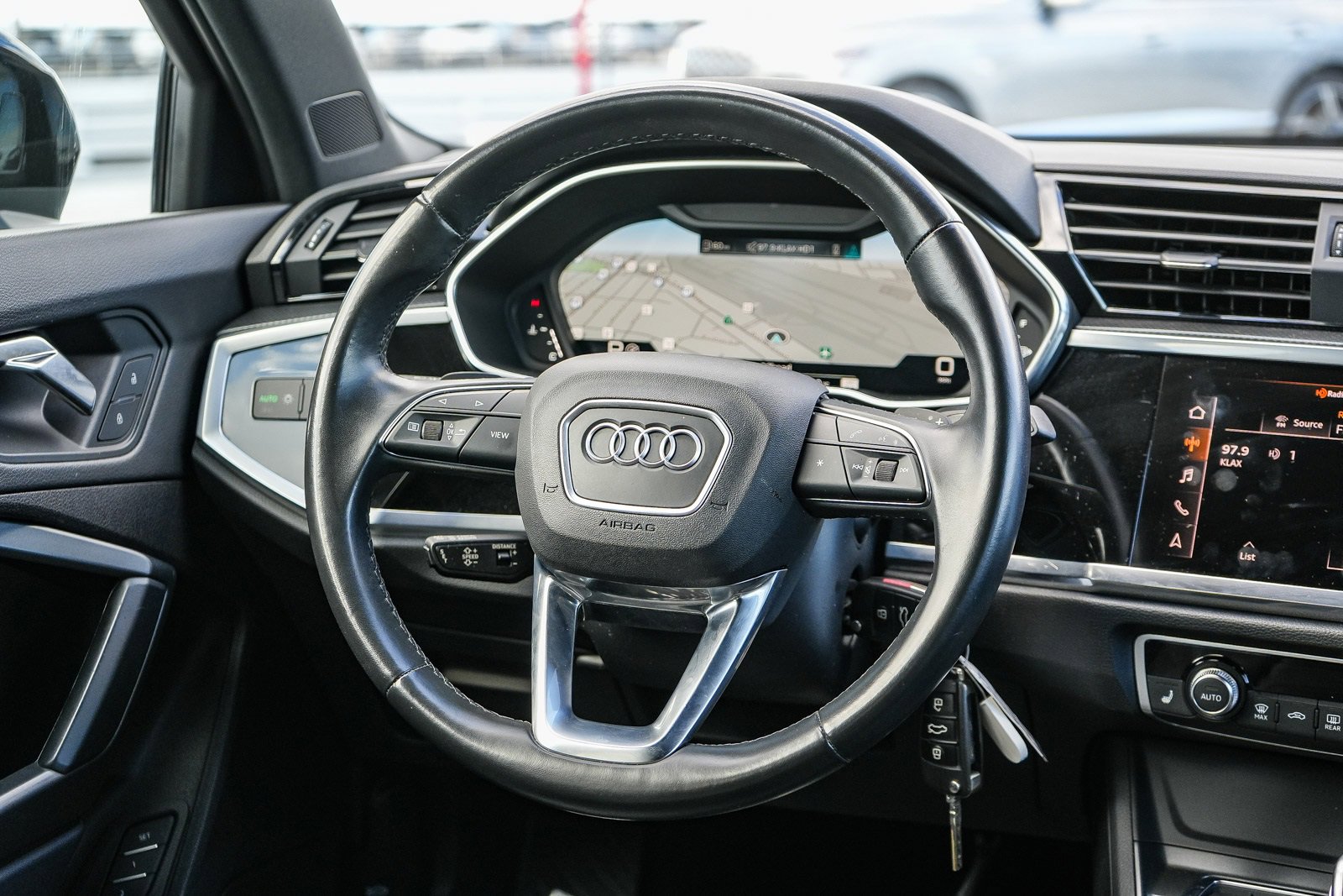 Used 2022 Audi Q3 2.0T Premium Plus image 14
