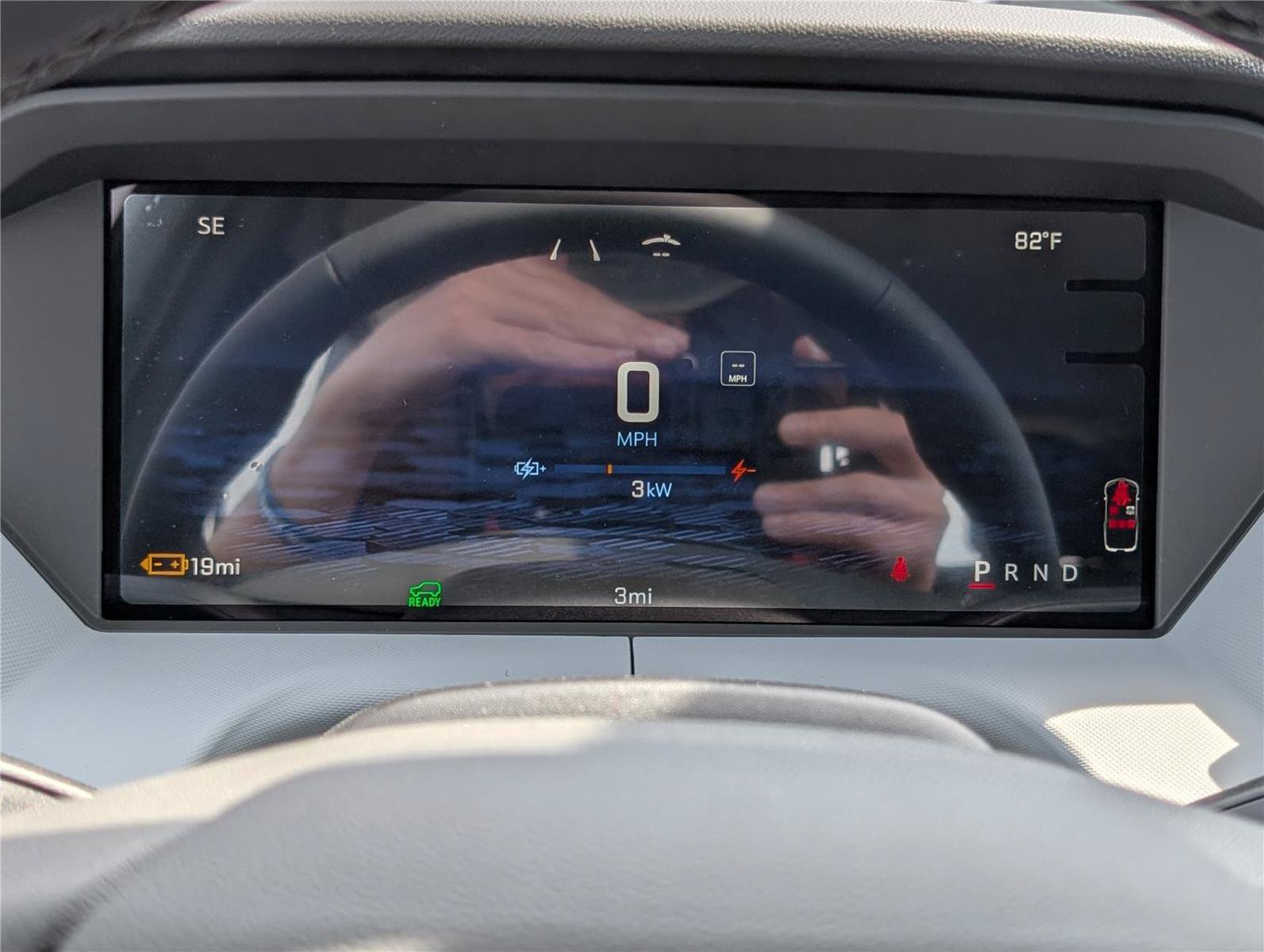New 2027 Chevrolet Bolt LT w/ Comfort Package FWD image 24