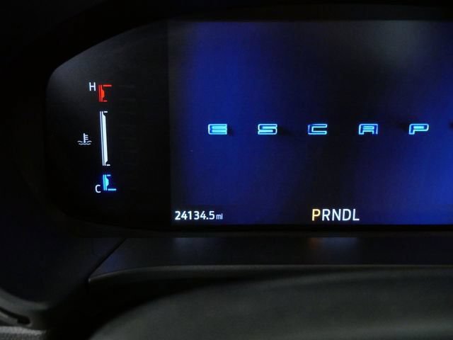 Certified 2025 Ford Escape ST-Line AWD/4WD image 17