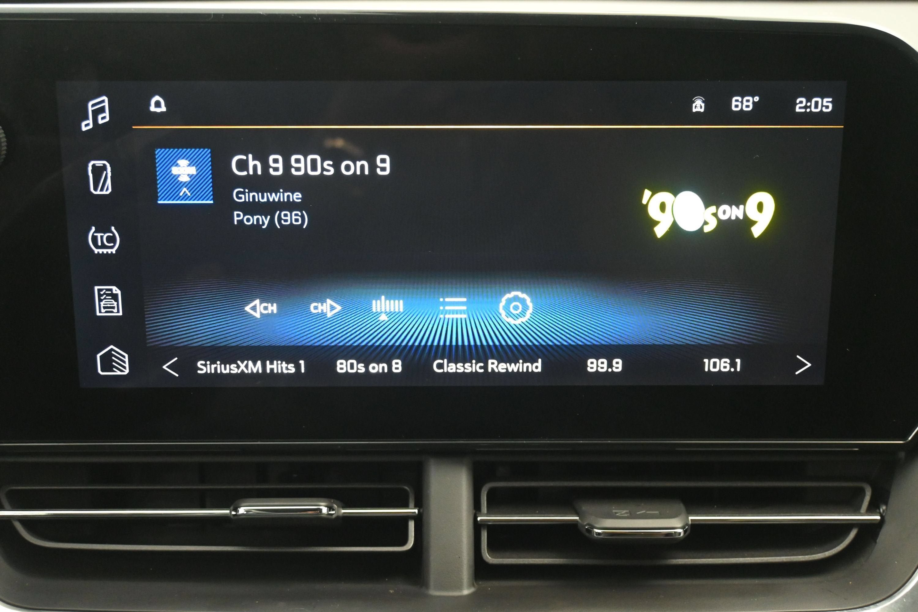 Used 2024 Chevrolet Trax LT FWD image 15