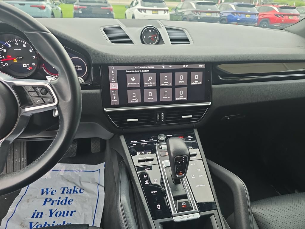 Used 2021 Porsche Cayenne AWD/4WD image 17