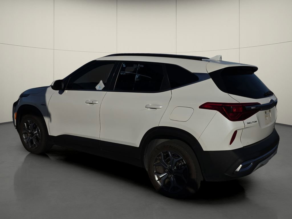 Used 2021 Kia Seltos EX AWD/4WD image 5