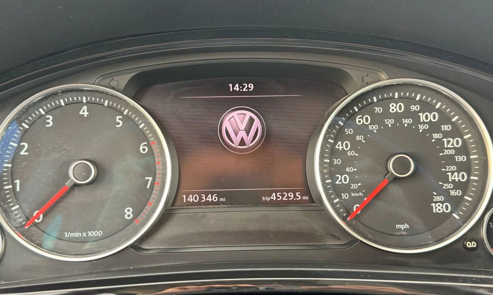 Used 2012 Volkswagen Touareg VR6 image 16