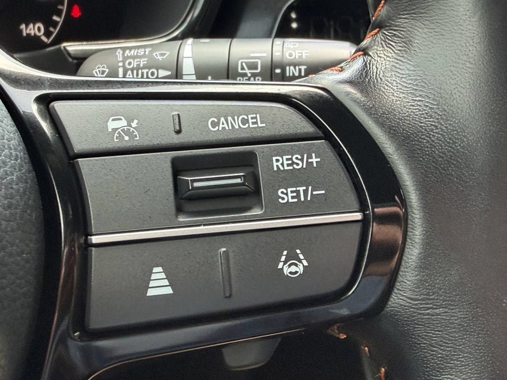 Used 2025 Honda CR-V Sport Touring image 29