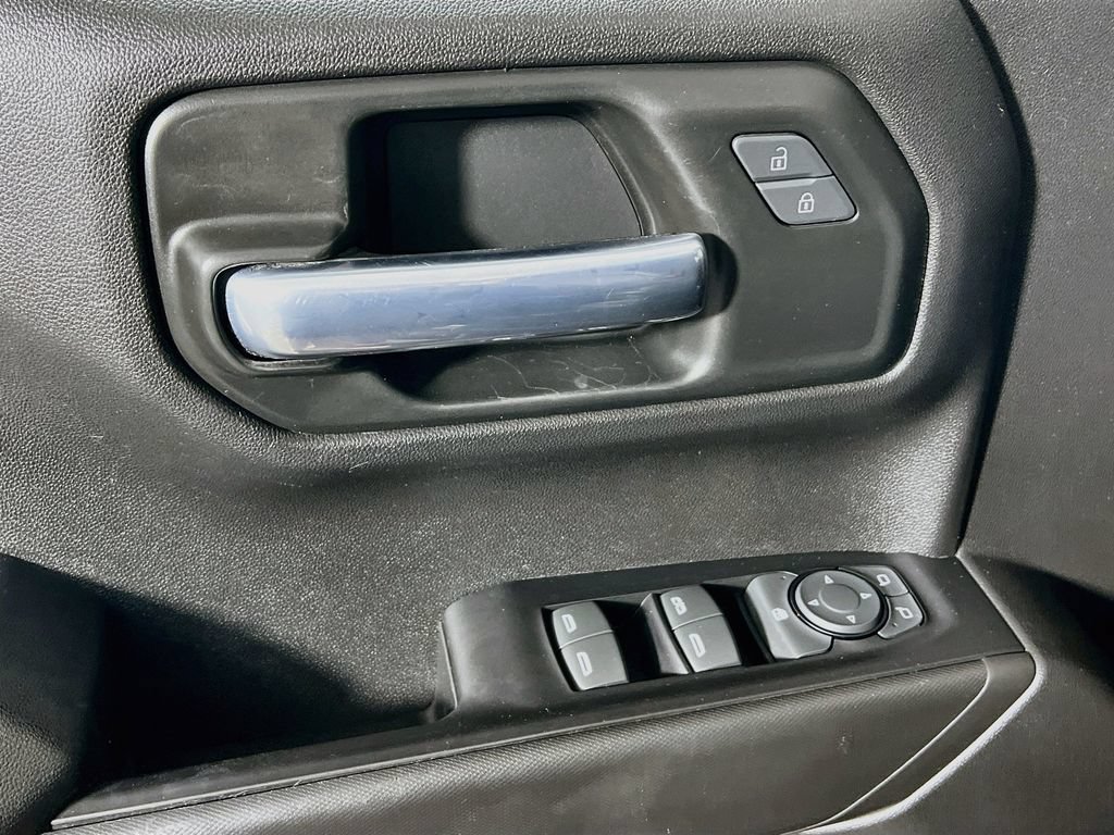 Used 2022 Chevrolet Silverado 1500 Custom AWD/4WD image 15