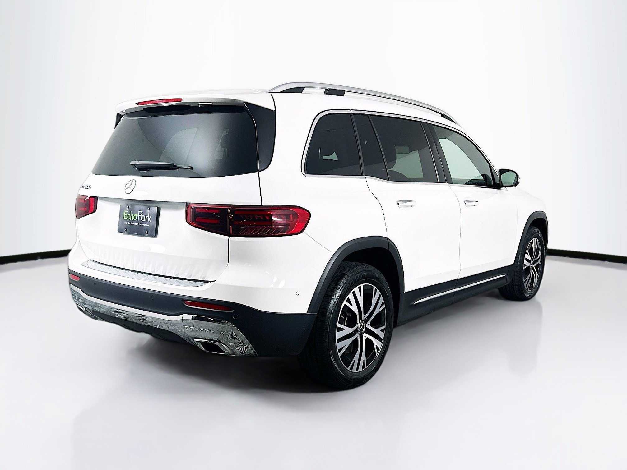 Used 2025 Mercedes-Benz GLB 250 image 9