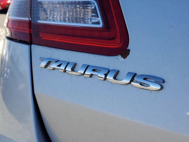 Used 2014 Ford Taurus SEL image 6